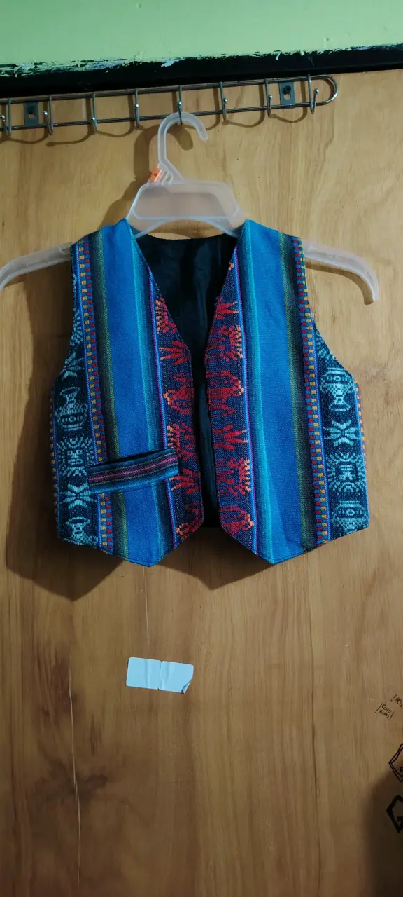 Conjunto de gorro y mitones de lana artesanal - 3