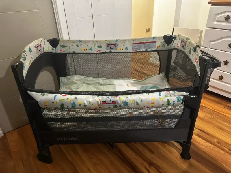 Cuna corral para bebé con diseño infantil - 3