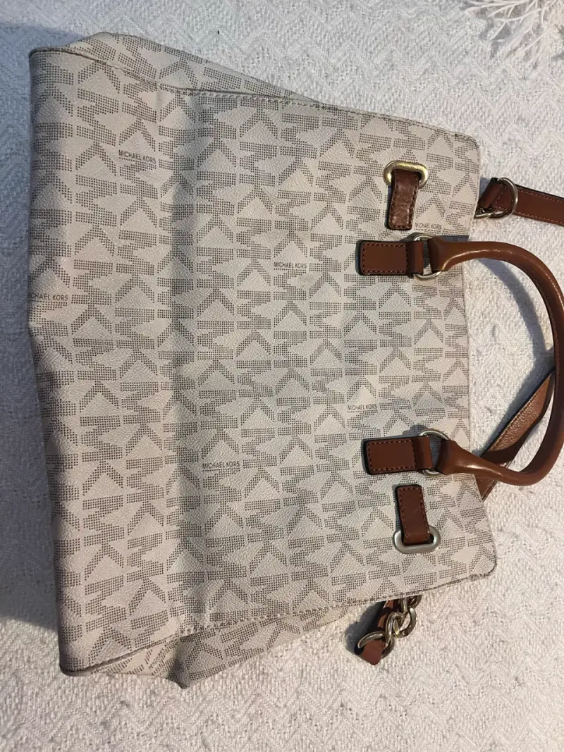 Bolso Michael Kors beige con asas de cuero - 2