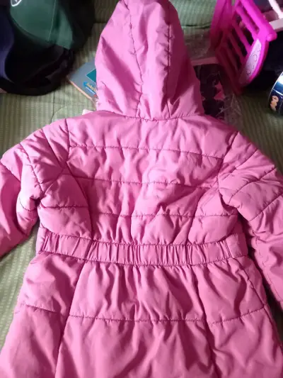 Chaqueta de invierno rosa para niña Coniglio - miniatura 2