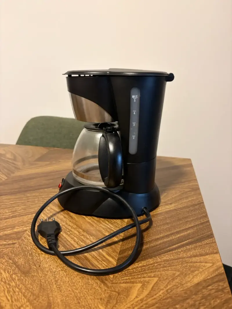 Cafetera eléctrica Thomas de 5 tazas - 2