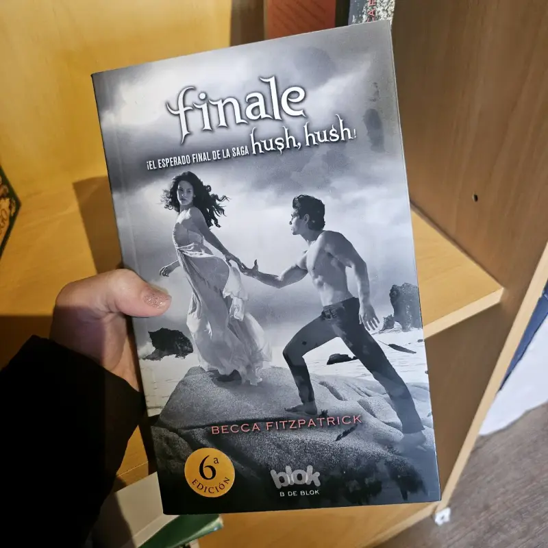 Saga completa Hush Hush de Becca Fitzpatrick - 5