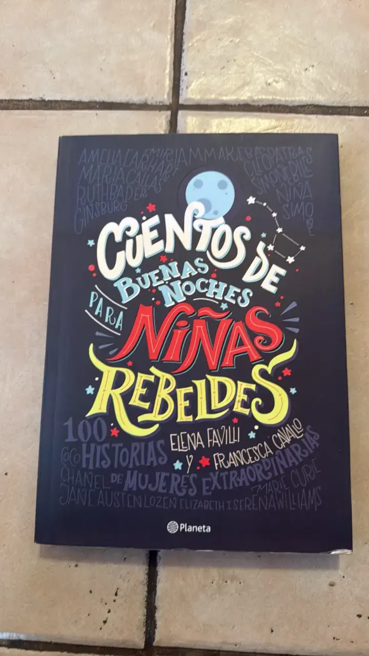 Libro Cuentos de Buenas Noches para Niñas Rebeldes