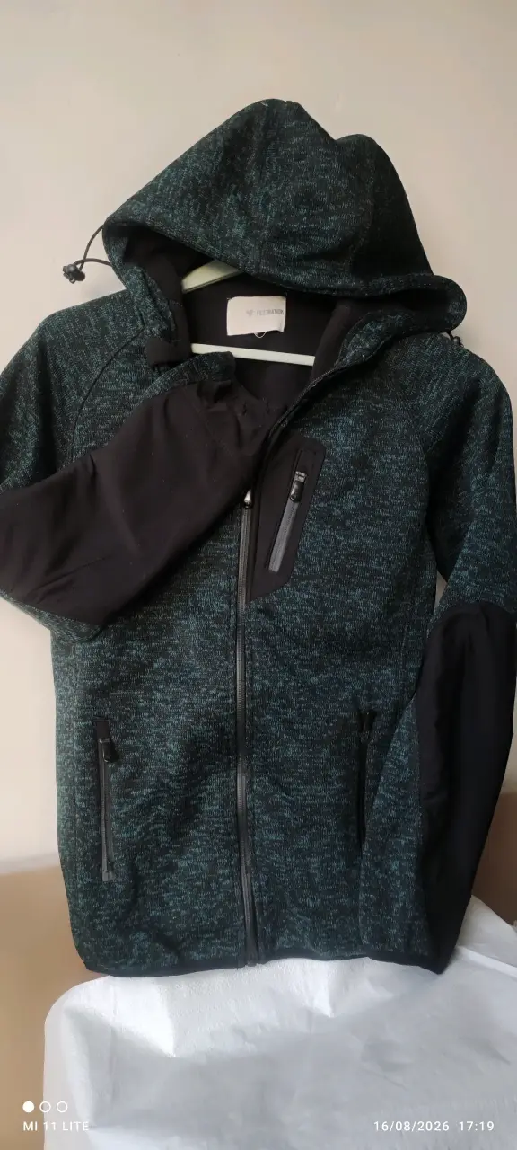 Chaqueta con capucha verde y negra Federation - 2