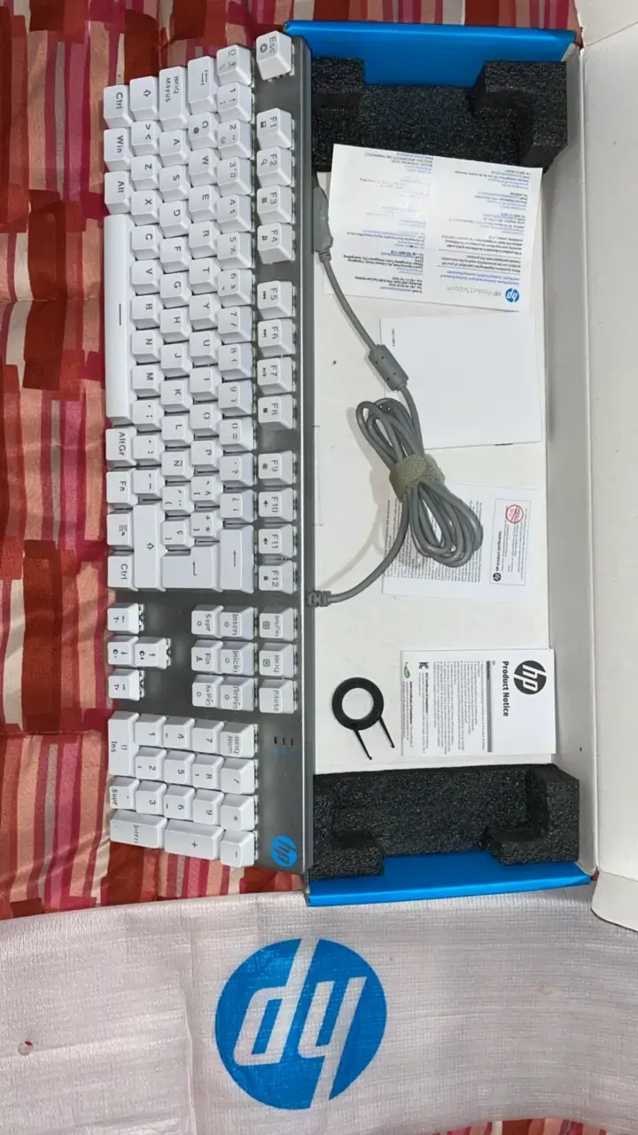 Teclado Mecánico Gaming HP GK400F RGB - 4