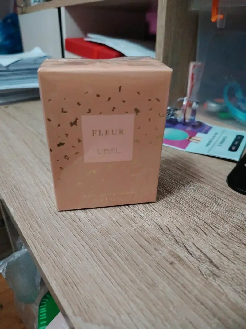 Perfume Fleur de L'Bel para mujer