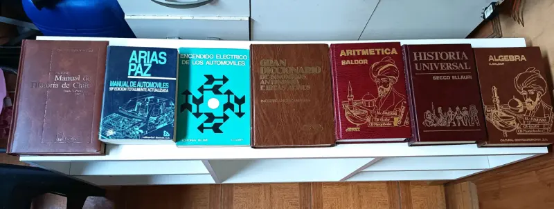 Colección de libros educativos variados - 1