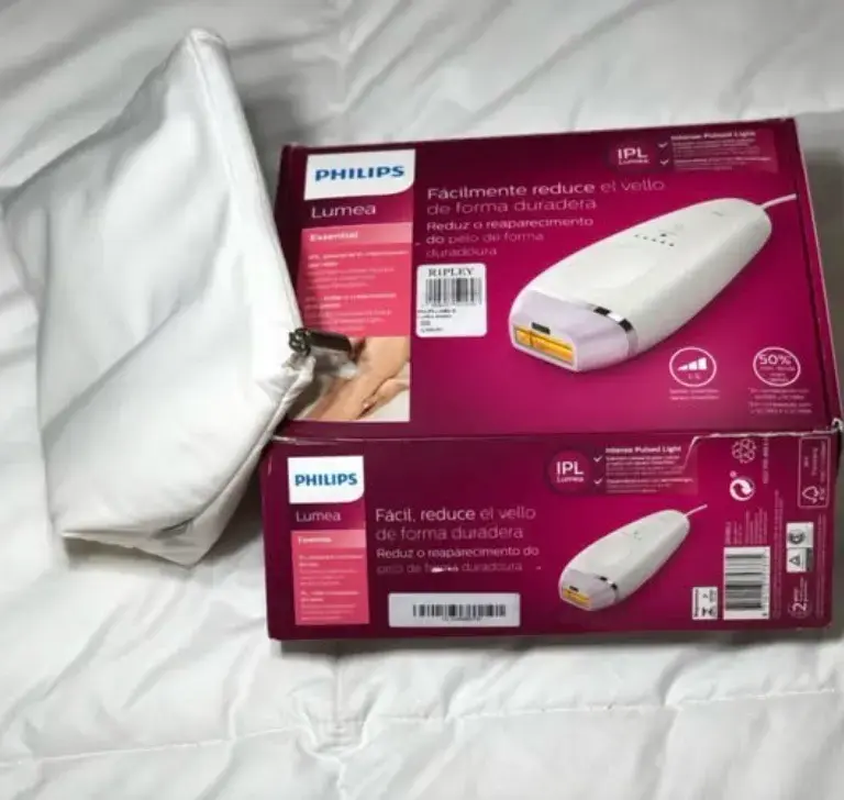 Depiladora IPL Philips Lumea con estuche - 2