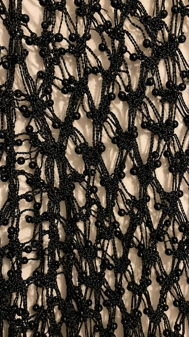 Suéter tejido de malla negro elegante - 3
