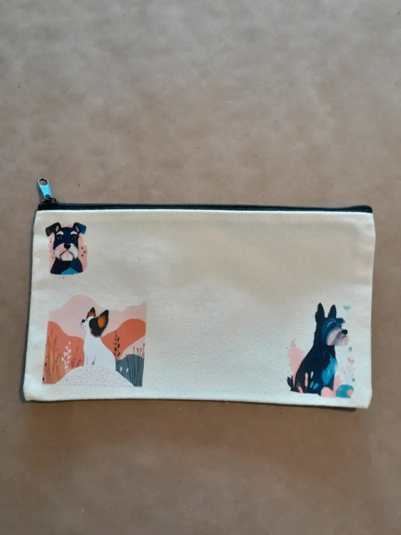Estuche de tela con diseño de perros y flores - 4