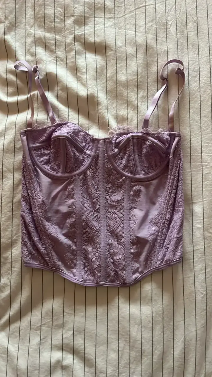 Corset lila de encaje para mujer