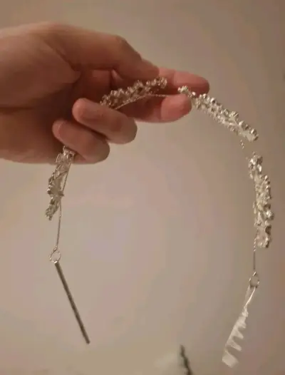 Tocado de Novia Plateado con Cristales - miniatura 2