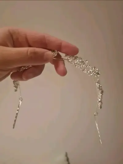 Tocado de Novia Plateado con Cristales - miniatura 3