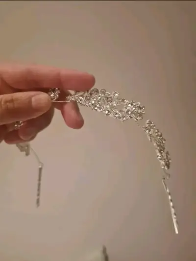Tocado de Novia Plateado con Cristales - miniatura 4
