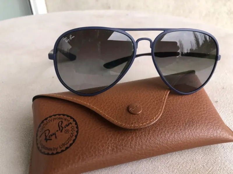 Gafas de sol Ray-Ban aviador con estuche
