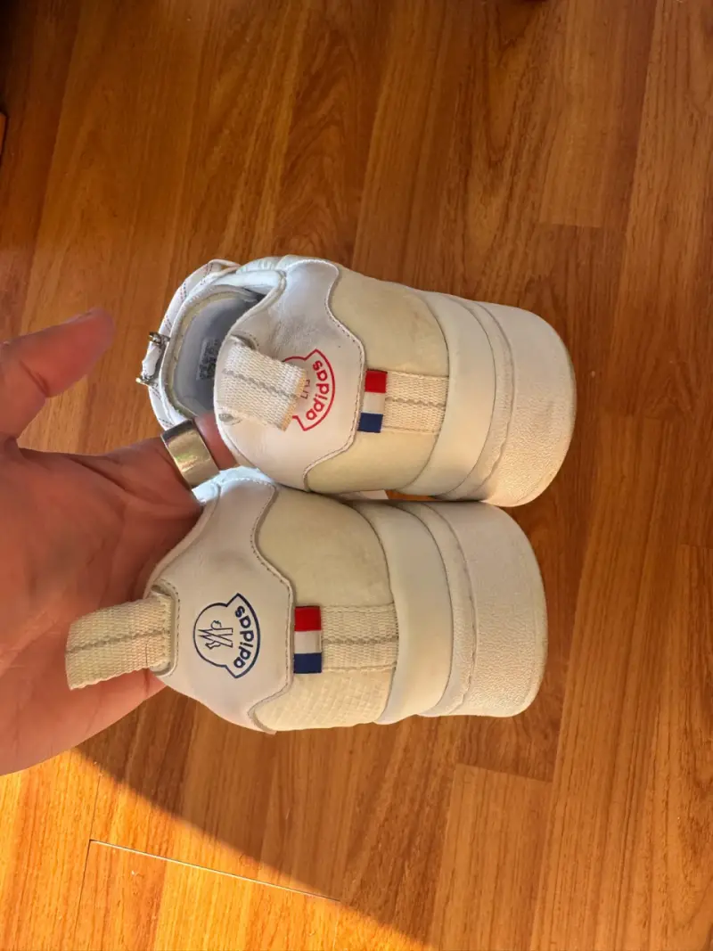Zapatillas blancas Adidas Moncler edición especial - 3