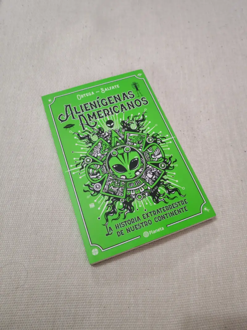 Libro Alienígenas Americanos de Ortega y Salfate - 1
