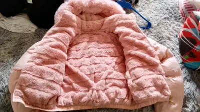 Chaqueta de invierno rosada reversible - miniatura 1