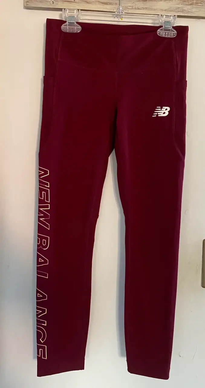 Leggings deportivos New Balance burdeos