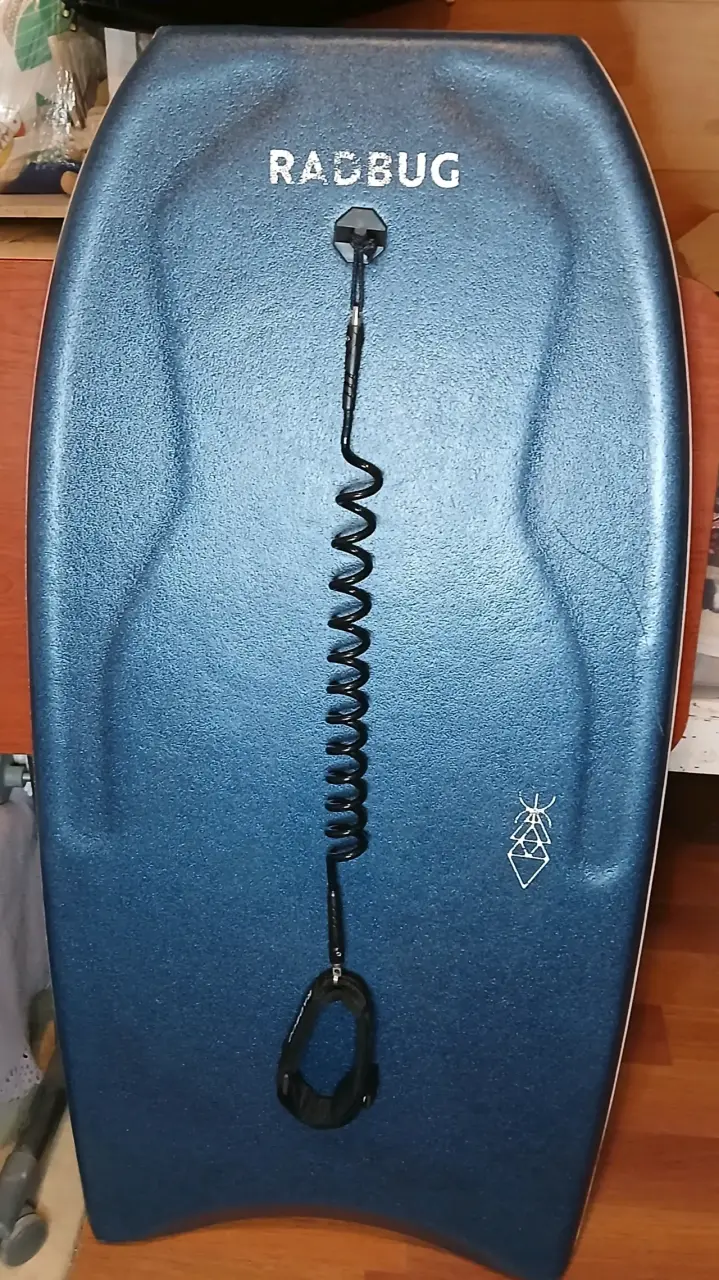 Bodyboard Radbug con funda y leash - 1