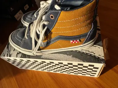 Zapatillas Vans Sk8-Hi Skate Naranja y Azul - miniatura 1