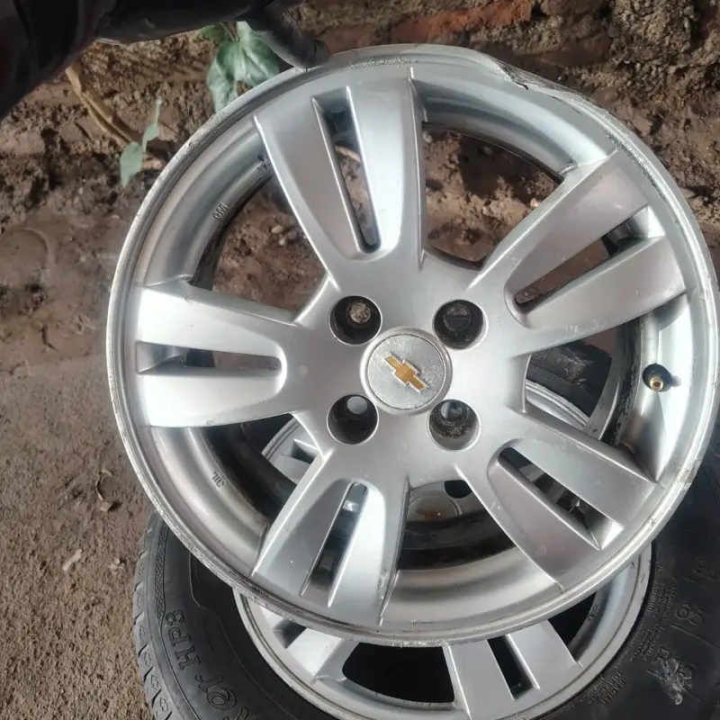 Llantas Chevrolet Sonic - 3