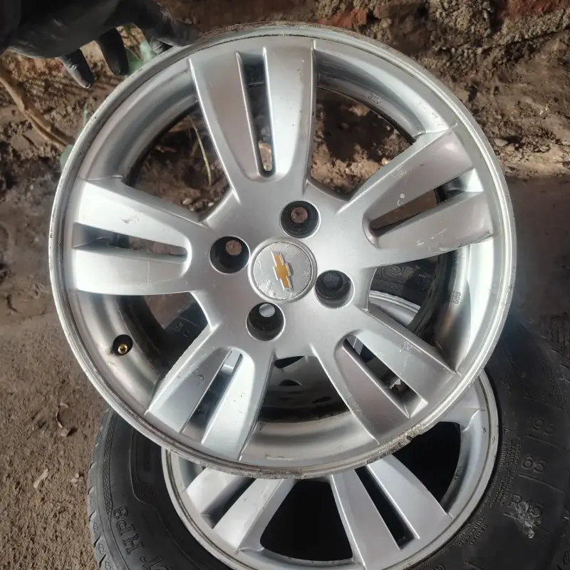 Llantas Chevrolet Sonic - 4