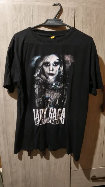 Polera negra Lady Gaga Born This Way - miniatura 1