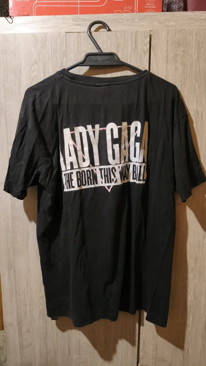 Polera negra Lady Gaga Born This Way - 2