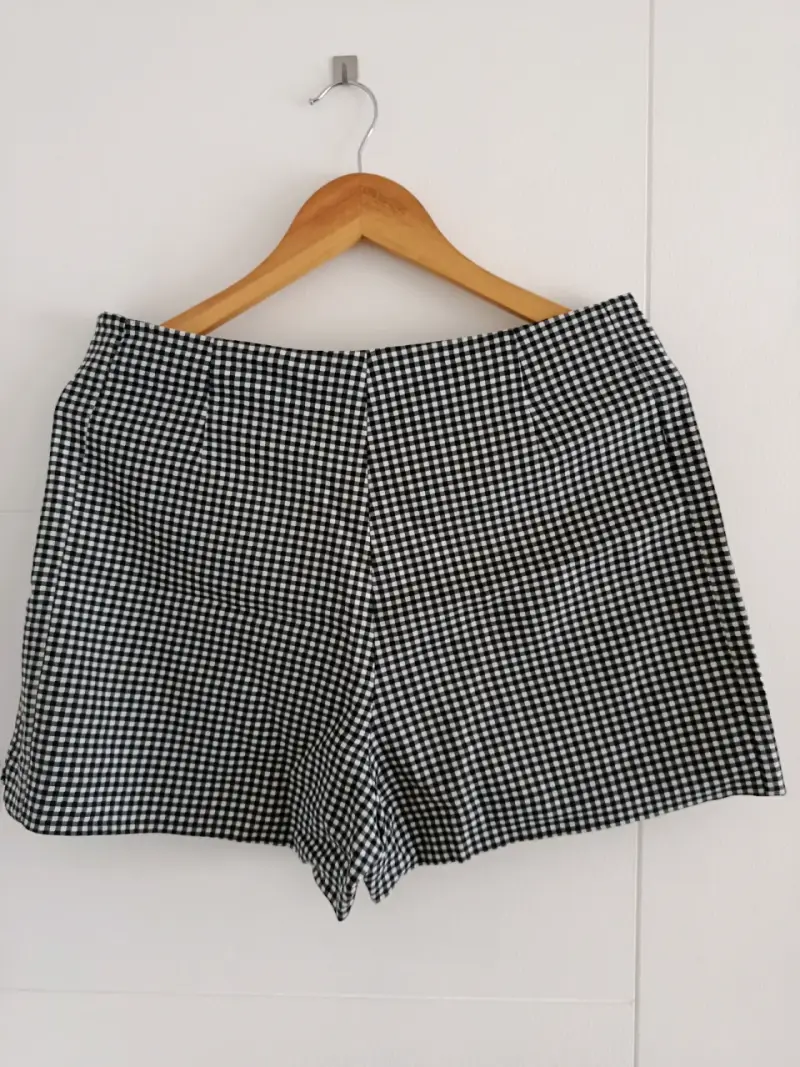 Shorts a cuadros blanco y negro Zara Basic - 3