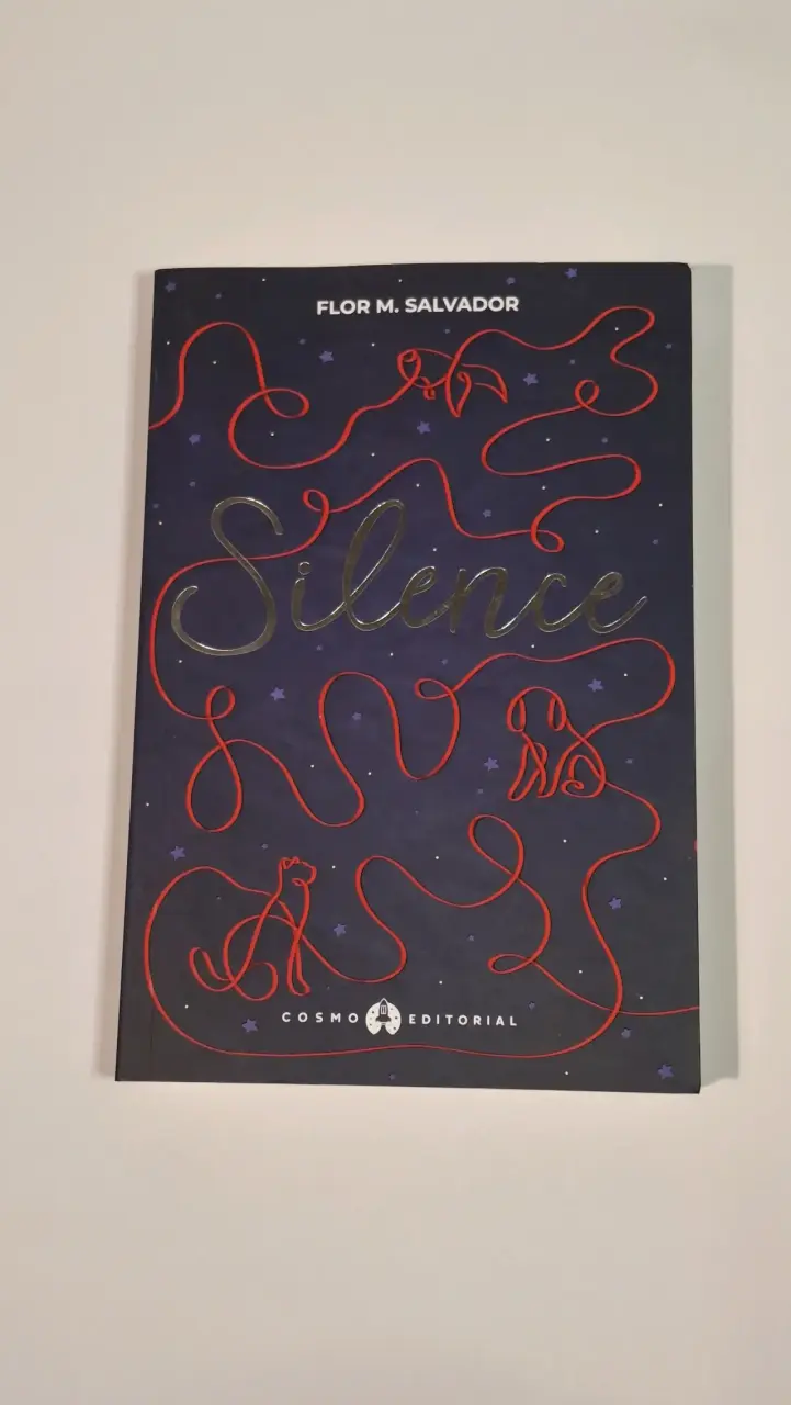Libro 'Silence' de Flor M. Salvador