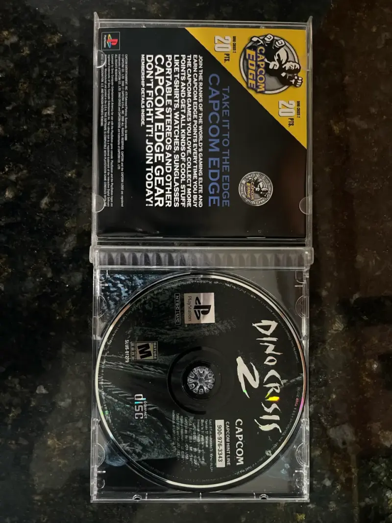 Juego Dino Crisis 2 para PlayStation buen estado - 2