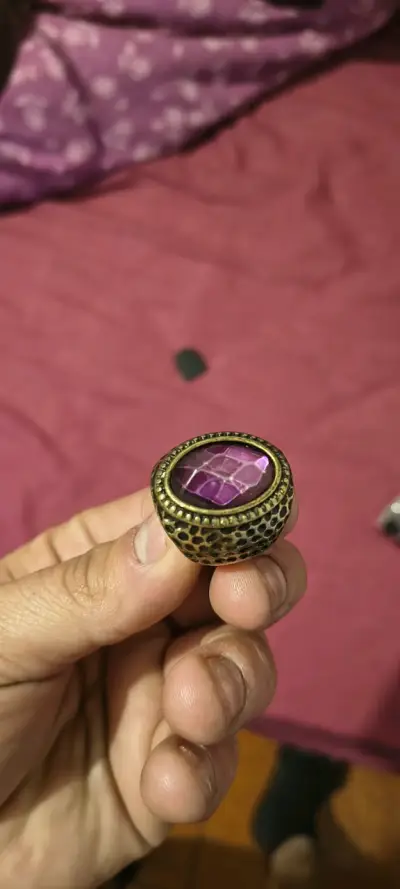 Anillo vintage con piedra morada - miniatura 3