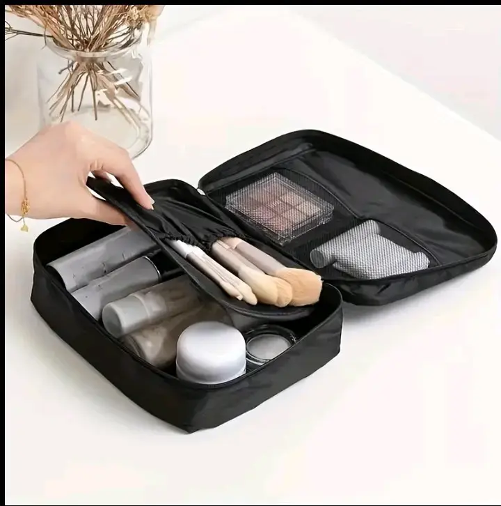 Neceser de viaje negro con compartimentos - 2