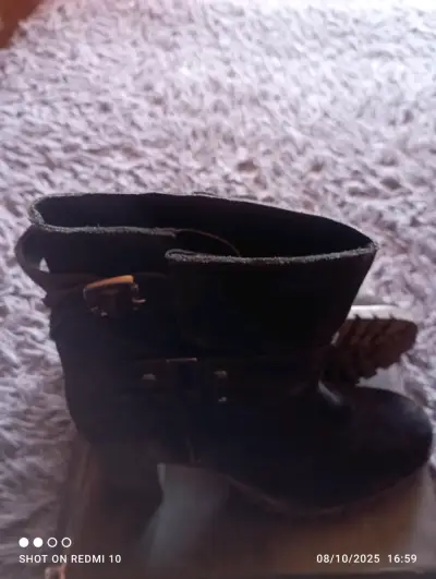 Botines de gamuza negro con tacón alto - miniatura 2