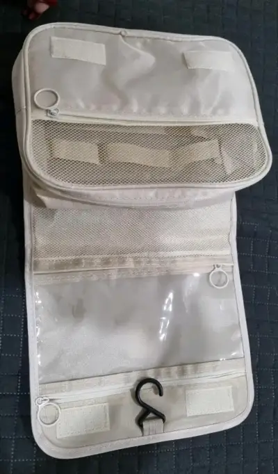 Neceser de Viaje Colgante Beige con Compartimentos - miniatura 3