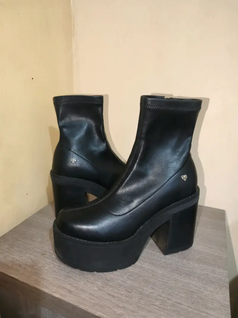 Botas de cuero negro C/Moran - 1