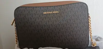 Bandolera Michael Kors monograma marrón d - miniatura 2