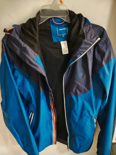 🔴Chaqueta impermeable azul Decathlon para hombre - miniatura 4