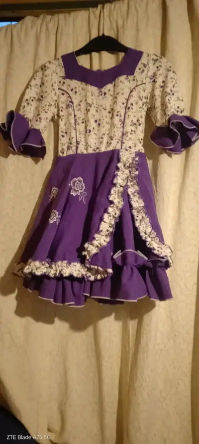 Conjunto de Disfraces Tradicionales para Niños - miniatura 3
