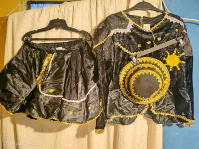 Conjunto de Disfraces Tradicionales para Niños - miniatura 4