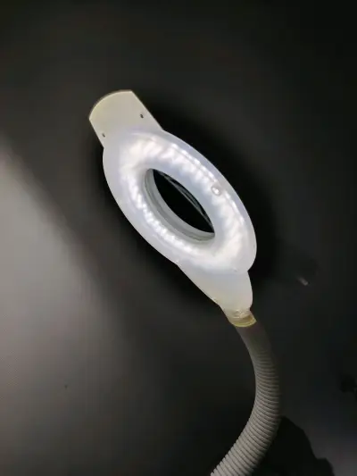 Lámpara de pie con lupa y luz LED ajustable - miniatura 5