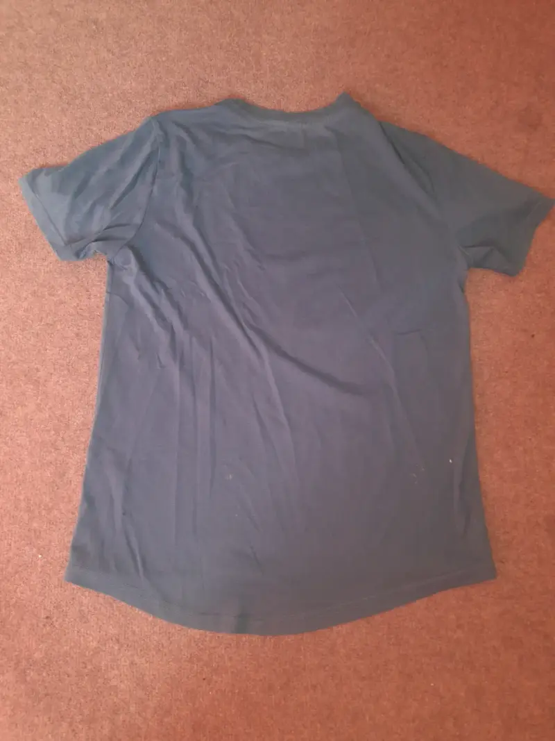 Polera azul para hombre en buen estado - 2