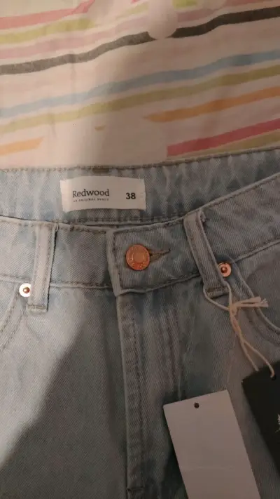Shorts de mezclilla claros Redwood talla 38 - miniatura 3