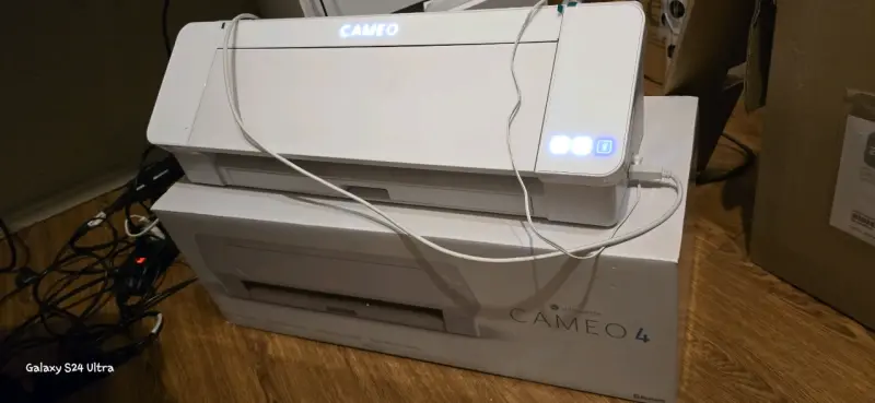 Plotter de Corte Silhouette Cameo 4 Blanco - 2