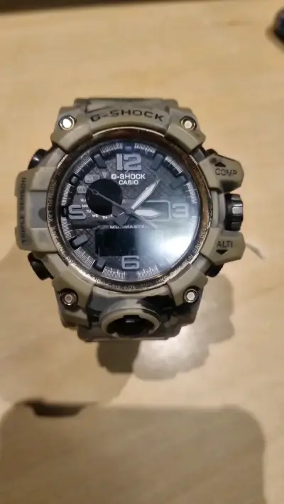 Reloj Casio G-Shock Mudmaster resistente - miniatura 1