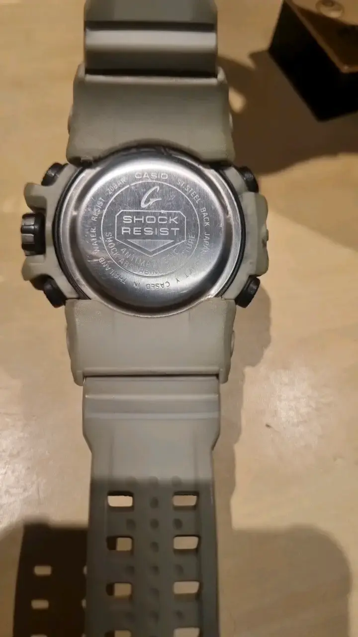 Reloj Casio G-Shock Mudmaster resistente - 2