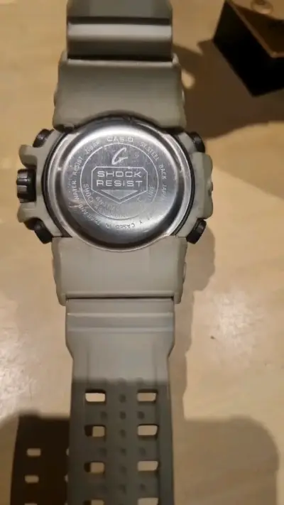 Reloj Casio G-Shock Mudmaster resistente - miniatura 2