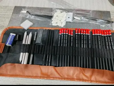 Set de Dibujo Artístico 56 Piezas con Estuche - miniatura 4