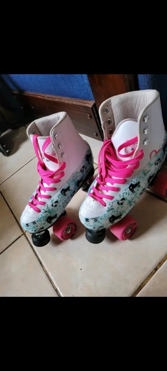 Patines de Cuatro Ruedas Misspatines con Bolsa - 1